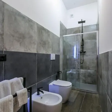 Sweet Home, Wi-fi, Netflix, Plus, Prime Video * Quartu SantʼElena